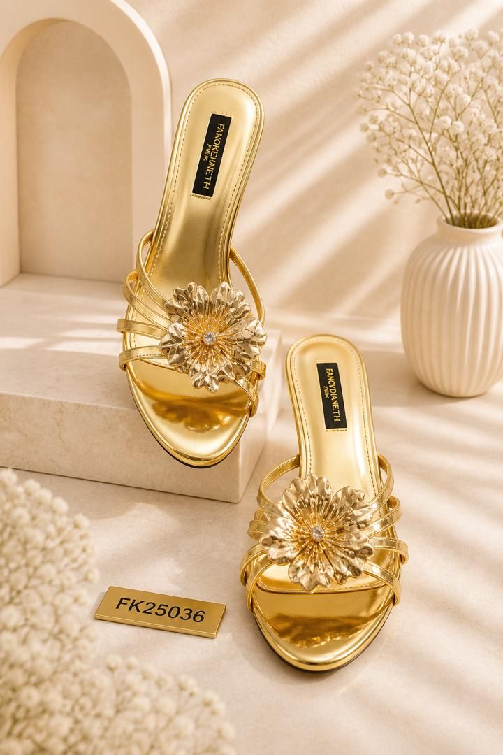 Sandales Dorées Élégantes à Fleur Métallique - Fancydianeth