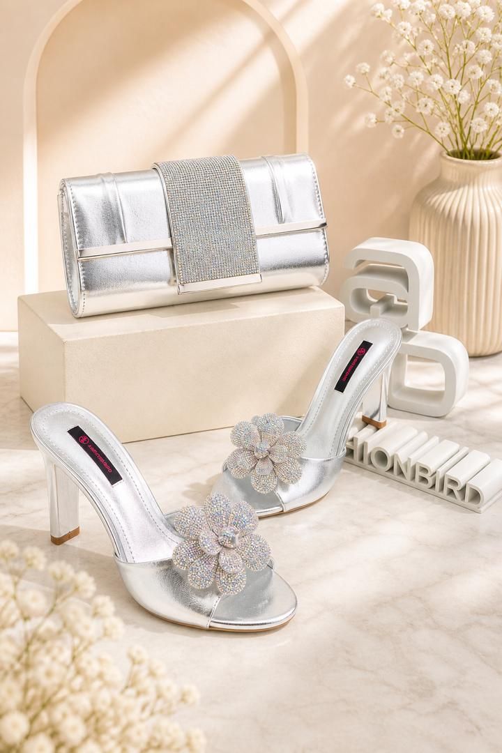 Sandales à Talons Rouges & Pochette Assortie — vue 3